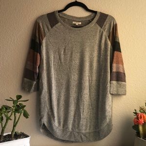 Gray Striped Sleeve Round Hem Pullover